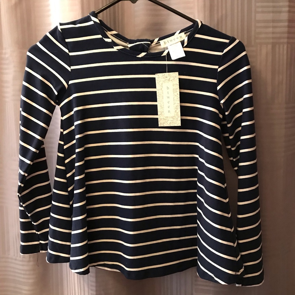 BTWEEN Navy & White NWT - Very Soft
